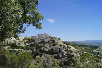 Rénové appartement en centre-ville à Trans-en-Provence — Appartement · Trans-en-Provence, Provence