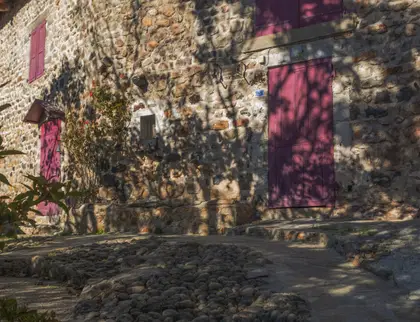 Rénové appartement au calme à Mézel — Mézel, France, Provence