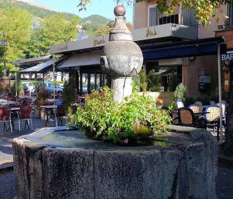Fontaine · Embrun