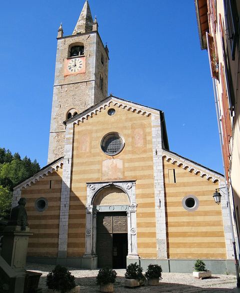 Parvis Collégiale