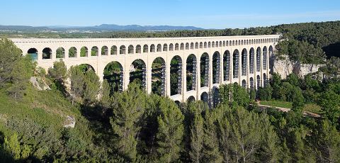 Aqueduc de Roquefavour (également sur commune d'Aix-en-Provence)