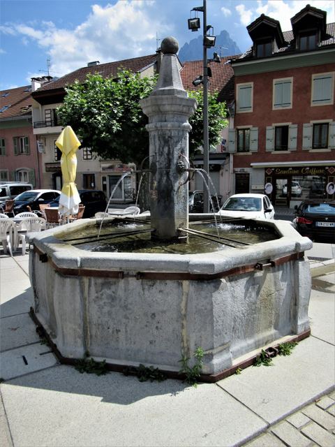 Place Saint-Jacques