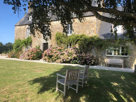 Domaine de La Pertuade