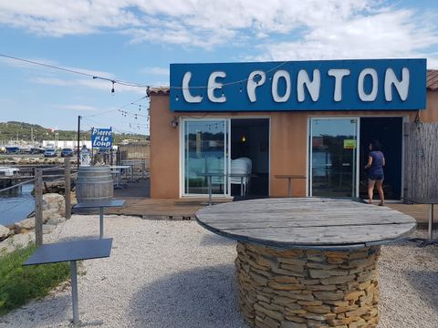 Le Ponton