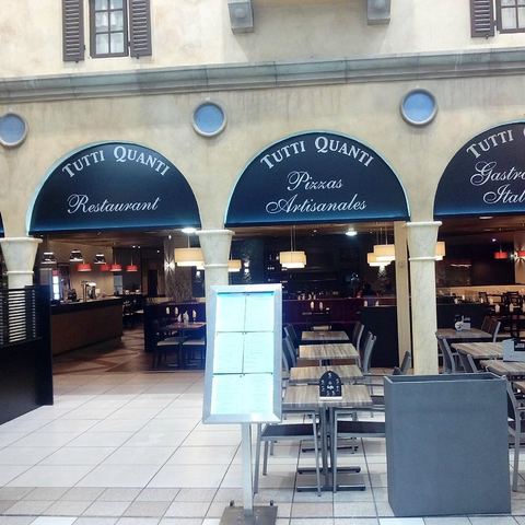 Tutti Quanti Restaurant
