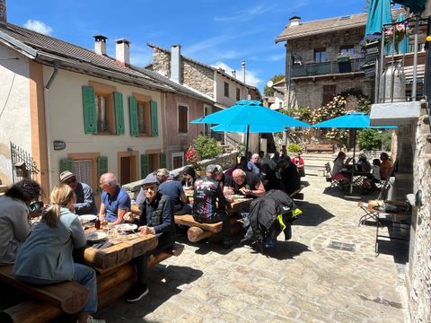 Le Pous Café - Restaurant de Rimplas