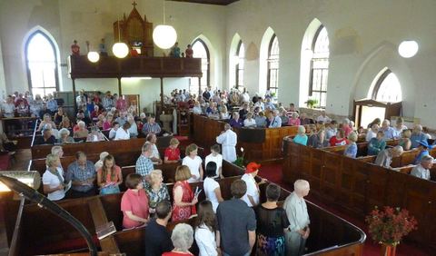 Anglican congregation in Port Grimaud