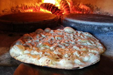 À Quoi Pizza au Feu de Bois