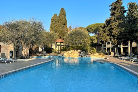 L'Amandier De Mougins