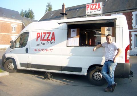 Camion Pizza des Arènes "Pizza Truck"