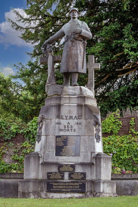 Monument aux morts du Maquis Morvan aux Gorges de Montclus