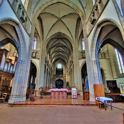 L’église Collégiale (XIVe-XVIe-XVIIe-XVIIIe siècles)