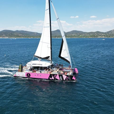 Caseneuve maxi catamaran