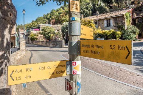 Les écuries de Vela