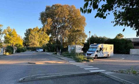 Bouches-du-Rhône en Paysages - Maussane les Alpilles, curieuse balade !