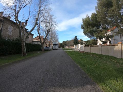 Sur les rives du Rhône, à vélo