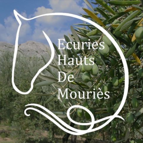 Les Écuries des Hauts de Mouriès