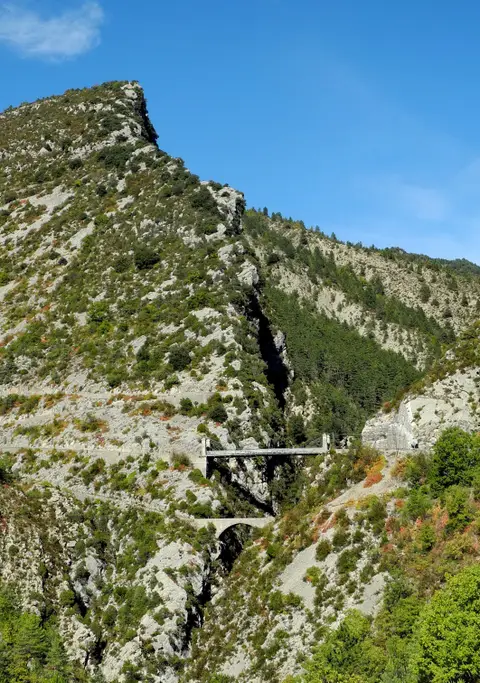 Le pont suspendu des Gorges de la Roudoule