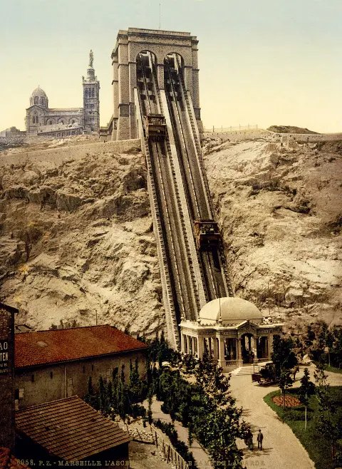Ancien départ de l'ascenser de Notre dame