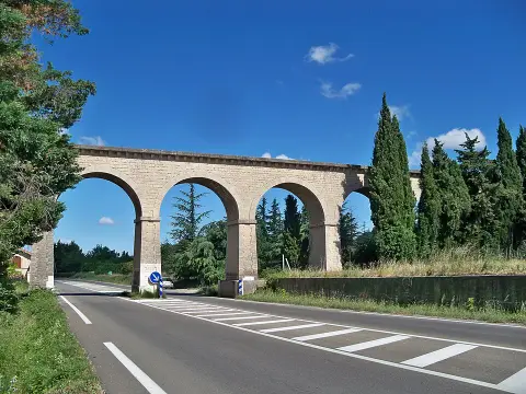 Pont-aqueduc des Cinq-Cantons (ouvrage d'art du canal de Carpentras)