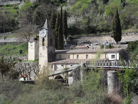 Eglise Saint-Michel-de-Gast, anciennement dite église des Templiers