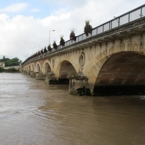 Pont de Gueydan sur le Colomp