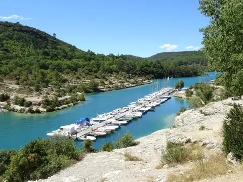 Grotte du Bourg d'Esparron