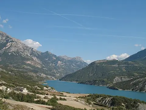 Le Serre d’Esclangon