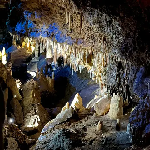 Grotte De l'Épée