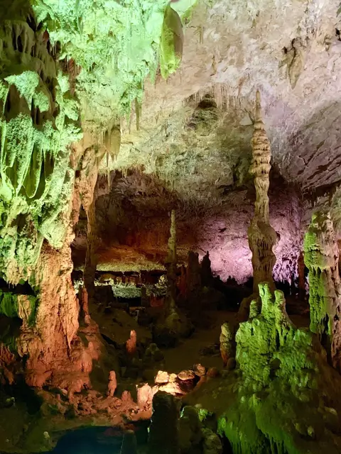 Grotte du Castellas