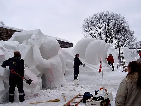 Sculptures sur neige