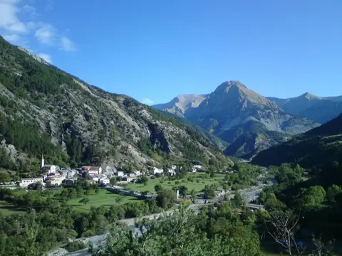 Le Pinet