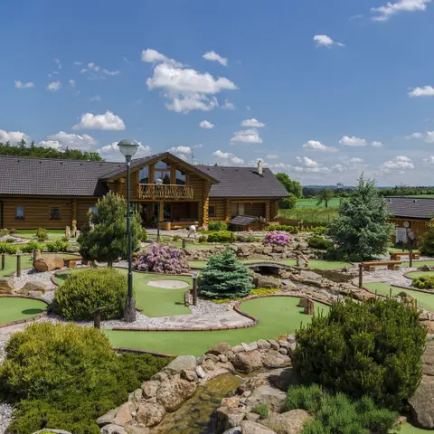 Adventure Golf