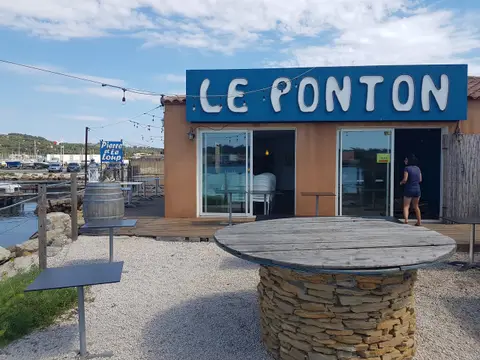 Le Ponton