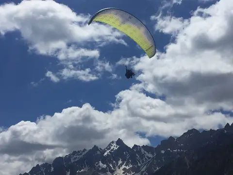 Tete en L'Air - Ecole de Parapente du Queyras Et Guillestrois