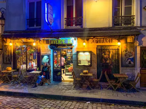 La Taverne