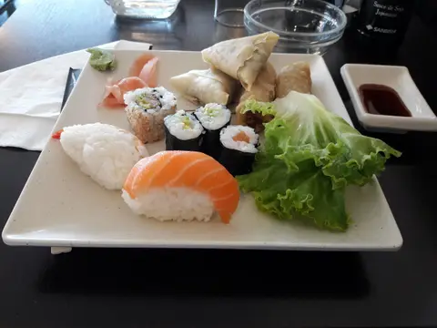 Hikari sushi