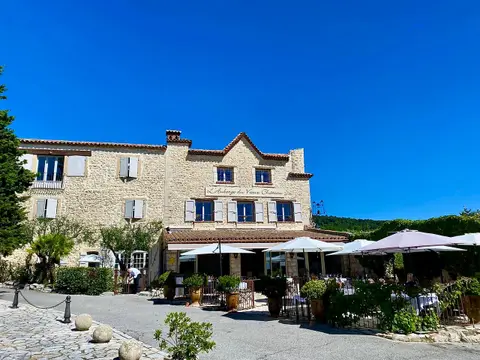L’auberge Du Vieux Chateau