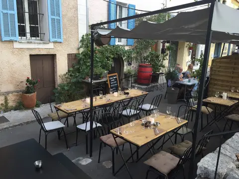 Mairie Bar Sur Loup