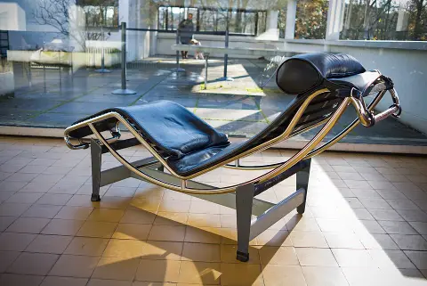 La Chaise Longue