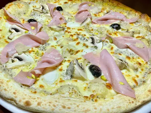 Pizza Monet