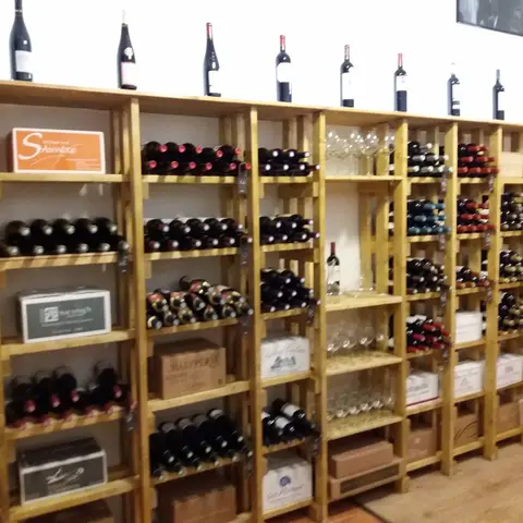 Cave a Vins le Grappillon