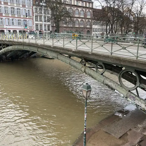 Stèle du Pont de l'Estoc
