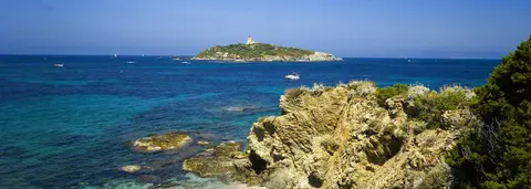 L’Ile des Embiez depuis le Brusc