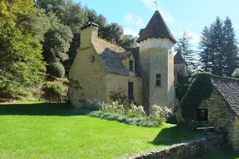 La place du Sureau à Saint-Crépin