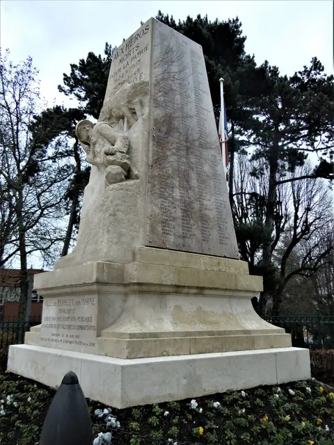 Monument aux morts
