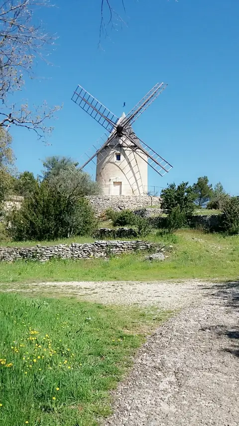Le moulin de Joucas