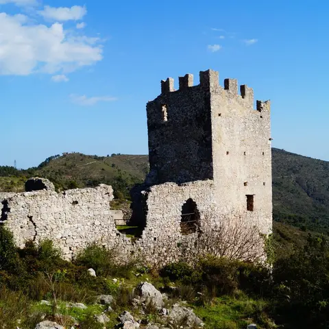 Les ruines de Villevieille
