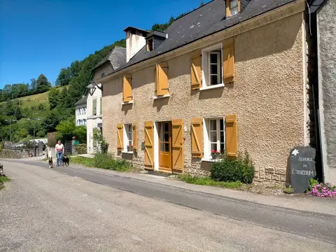 Les Hautes Canebières