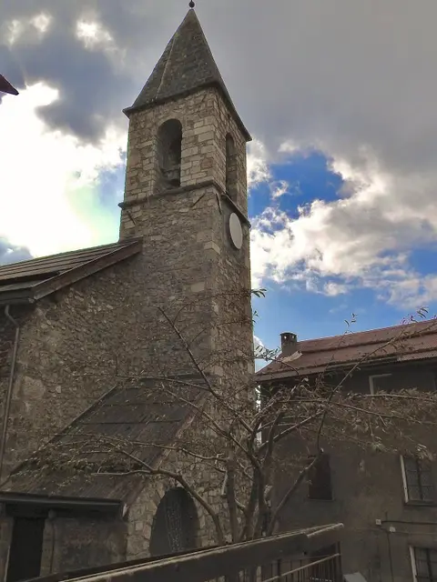 EGLISE SAINT-JEAN-BAPTISTE